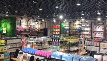 天虹百貨 樂享品質(zhì)生活，盡在時(shí)尚之選